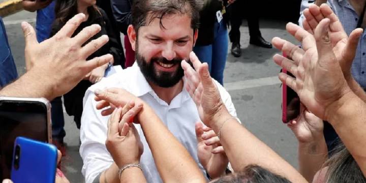 El presidente chileno Boric realizó cambios en su gabinete