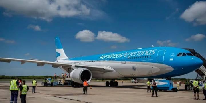 Aerolíneas Argentinas ofreció retiro voluntario a empleados