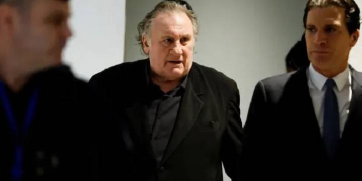 Comenzó el juicio contra Depardieu por agresión sexual