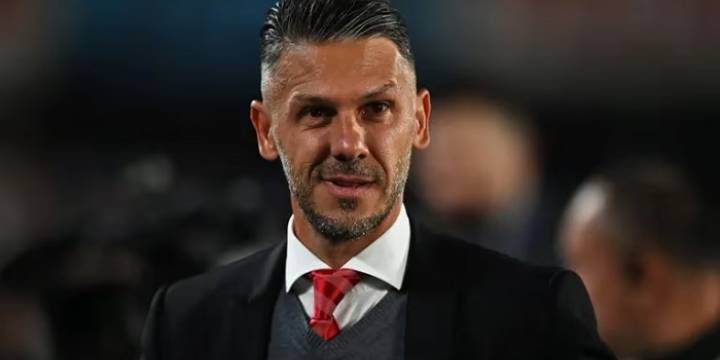 Demichelis define el equipo para el partido contra Platense