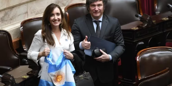 ¿De qué se trata la “ley ómnibus” que prepara Milei?