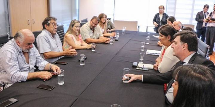 Estatales nacionales acordaron una mejora del 19.9%
