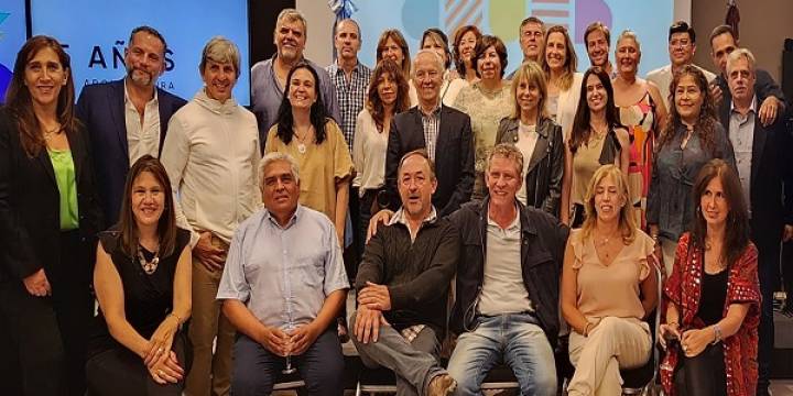 Distinguieron a Arquitectos por 25 años de profesión