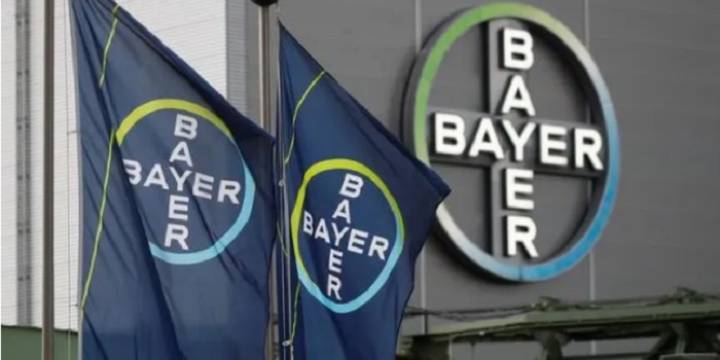 Bayer enfrenta un juicio en Francia por malformaciones