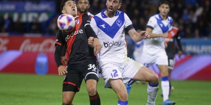 River empató con Vélez pero sigue arriba en la tabla