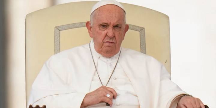 El Papa  ya no necesita ayuda mecánica para respirar
