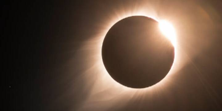 El eclipse total deslumbró en México, EE:UU y Canadá