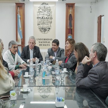 El Colegio de Médicos y la UNSa firmaron un convenio