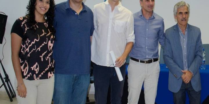 Reconocimiento a médicos para cerrar el 2022
