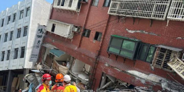 Fuerte terremoto en Taiwán dejó al menos 9 muertos