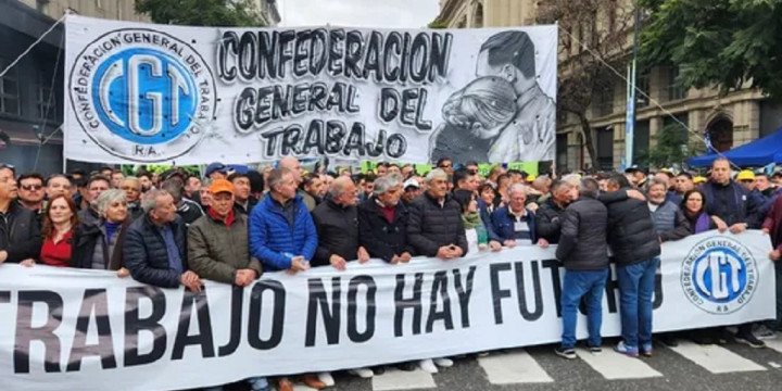CGT pide apertura comercial inteligente
