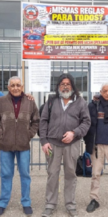 Taxistas protestaron contra Apps