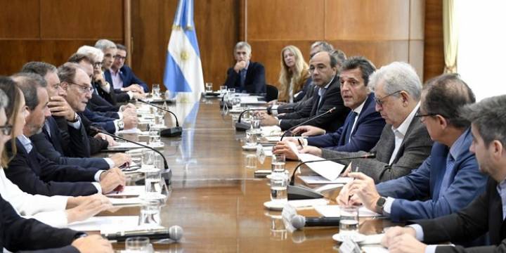 ¿De qué hablaron Sergio Massa y los banqueros convocados?